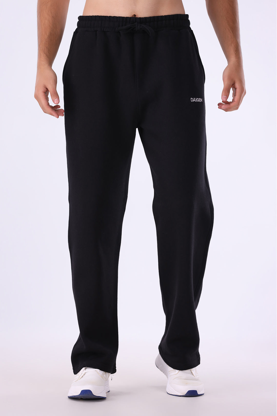 Daigen Midnight Black '2VI Trouser oversized black streetwear trousers on male model, front view