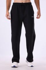 Daigen Midnight Black '2VI Trouser oversized black streetwear trousers on male model, front view