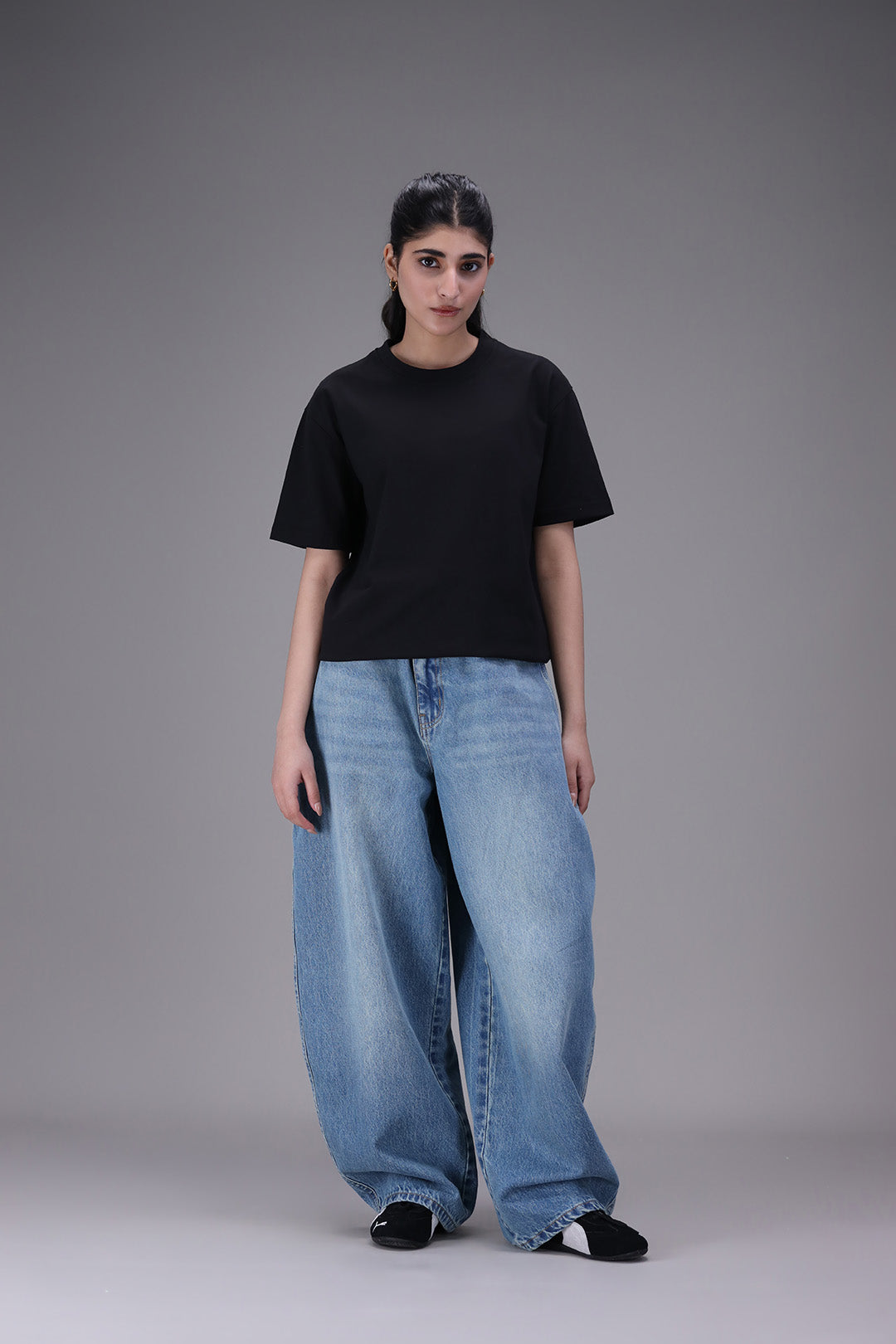 Crew Neck T-shirt in Black - Image 3